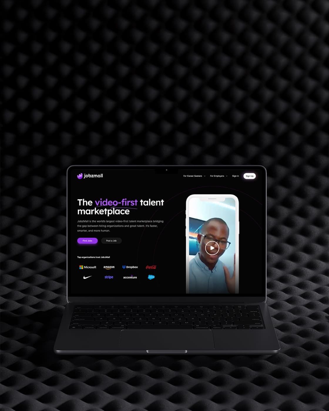 JobzMall, UX100 leader in Talent & Employment